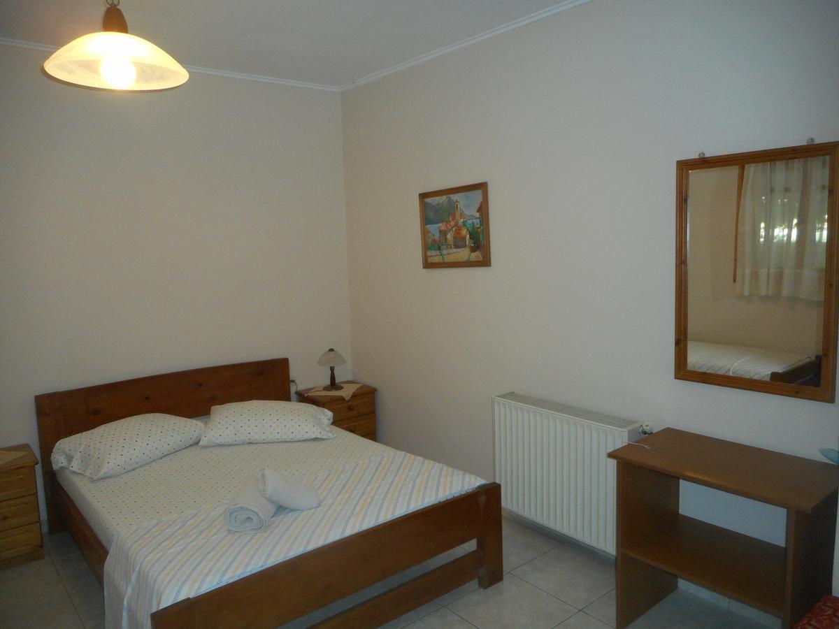 Ferienwohnung Ntinas House Tsoukaládhes Exterior foto
